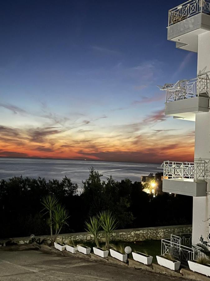 Villa 61 Sea And Sunset View Dhermi Bagian luar foto